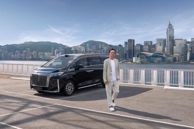 连续6个月新能源MPV销量冠军，央视春晚新媒体指定用车，明星车主阵容持续壮大——