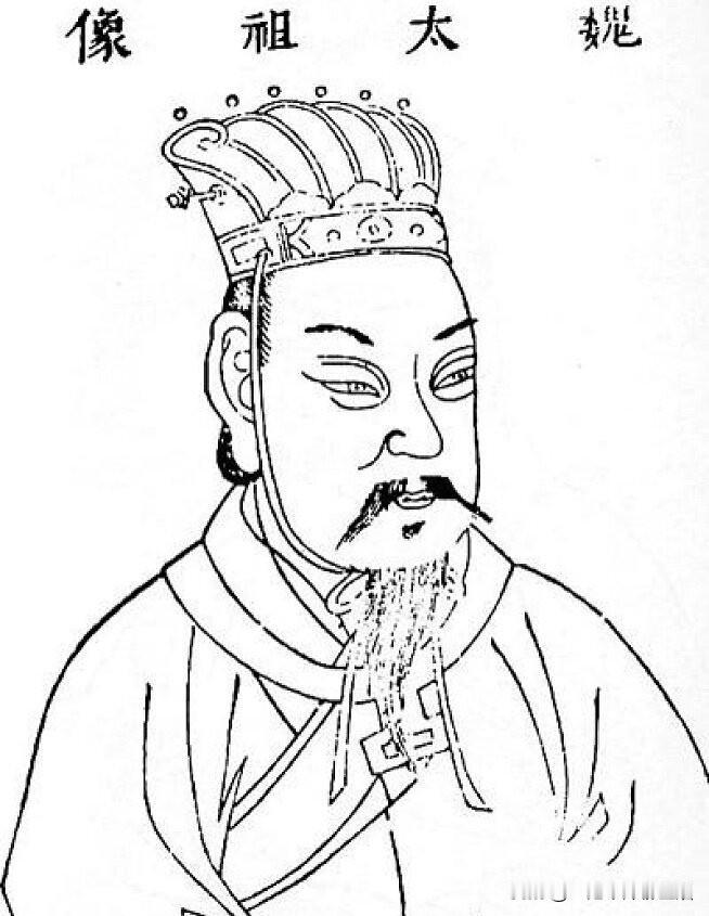 其实对曹操这个复杂的历史人物，不能简单的以“英雄”亦或“奸臣”来评价，后世这样简
