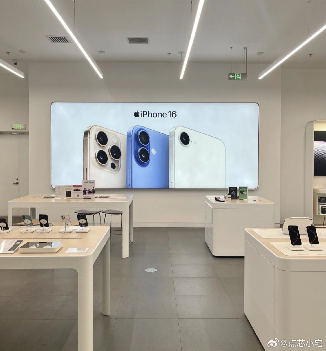 苹果店员也被涨价整懵了    此次苹果无预警上调iPad、Mac售价，门店销售同