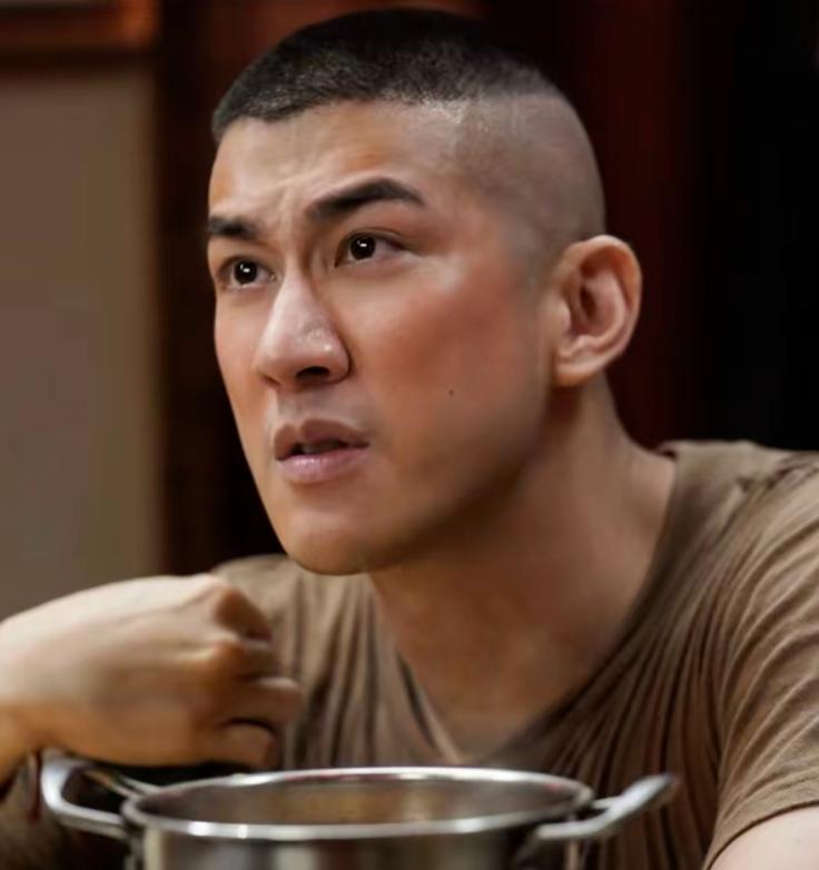 2026年，记者问文牧野:“你为什么要找华裔的李治廷来演《龙餐馆》里的美国大兵？