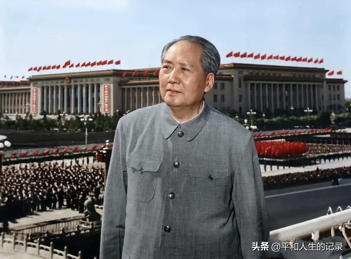 我们生在这个东方大国可以安居乐业好好生活远离战乱之火 远离灾难旋涡五星红旗永不落