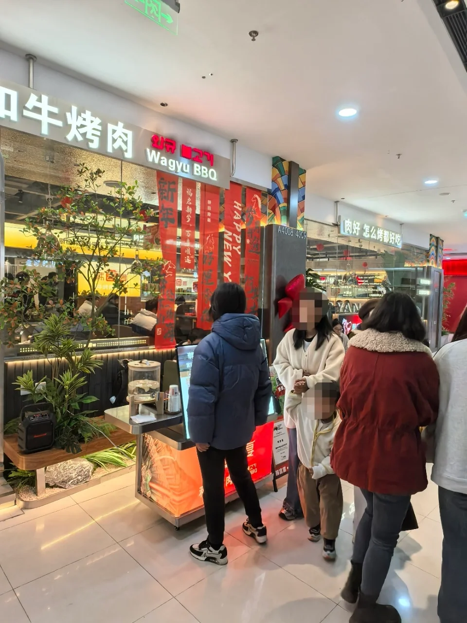 救命，这家店怎么青浦也有那么多人！！