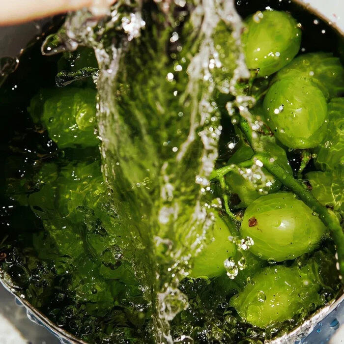 一个人要像一支队伍，对着自己的头脑和心灵招兵买马，不气馁，有召唤，爱自由 