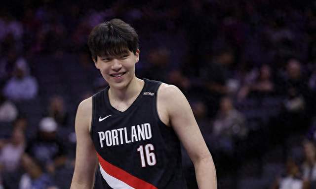 124-103！19岁布泽尔三双破纪录，灰熊5胜0负