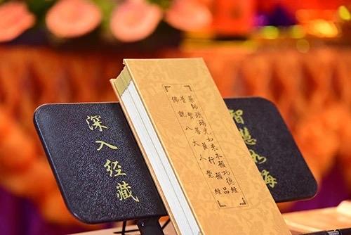 生命最奇妙的事，就在于，你永远猜不到何时何地会有什么新鲜事发生，无论是好的，还是