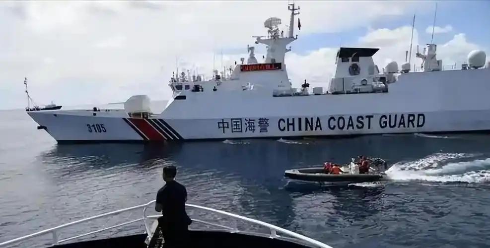 9月18日，中国南沙群岛仙宾礁附近海域，菲律宾渔业与水产资源局3015号公务船无