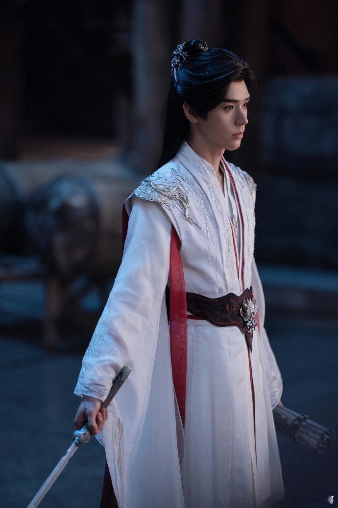 别人抠书龚俊抠字龚俊颜值演技双在线未来可期，龚俊演的苏暮雨绝对是他最经典的一个角