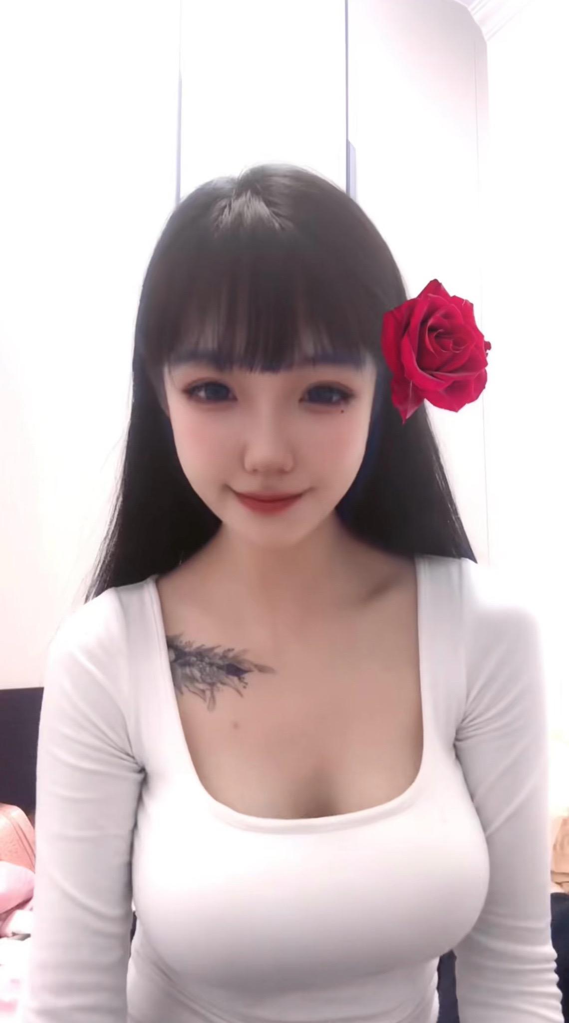 默