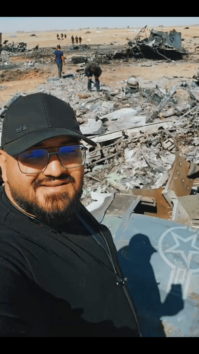 美军在伊朗境内炸毁自己的C-130J运输机和MH-6“小鸟”特种战直升机的现场瞬