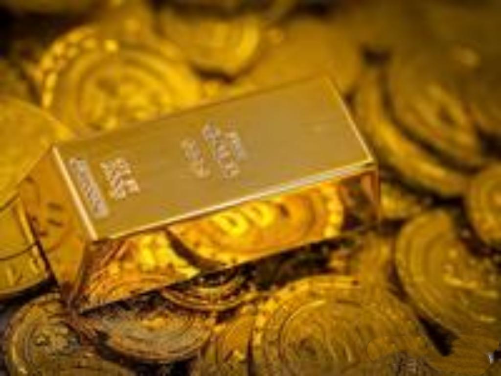 黄金涨跌背后的核心密码，藏在美联储货币政策、美元强弱、地缘局势和央行购金中。美元