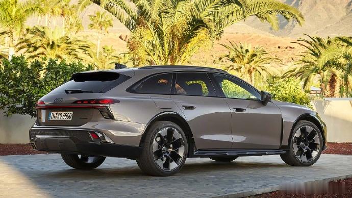 【奥迪全新 A6 Allroad 发布：标配后轮转向、空悬，5.5 秒破百】新车