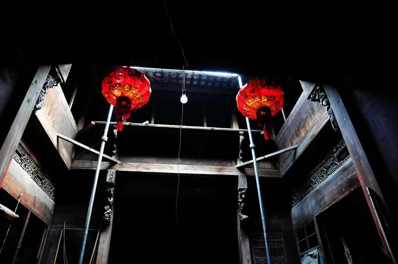 阶级这个东西永远不会消失
封建社会就不说了，资本主义社会吃人的本质大伙早都被教育