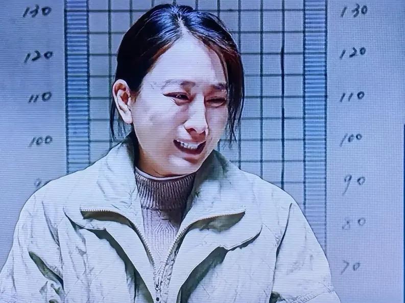 观看《我是刑警》那个年代的社会治安环境，枪杀、抢劫、强奸，走路都是令人胆战心惊的