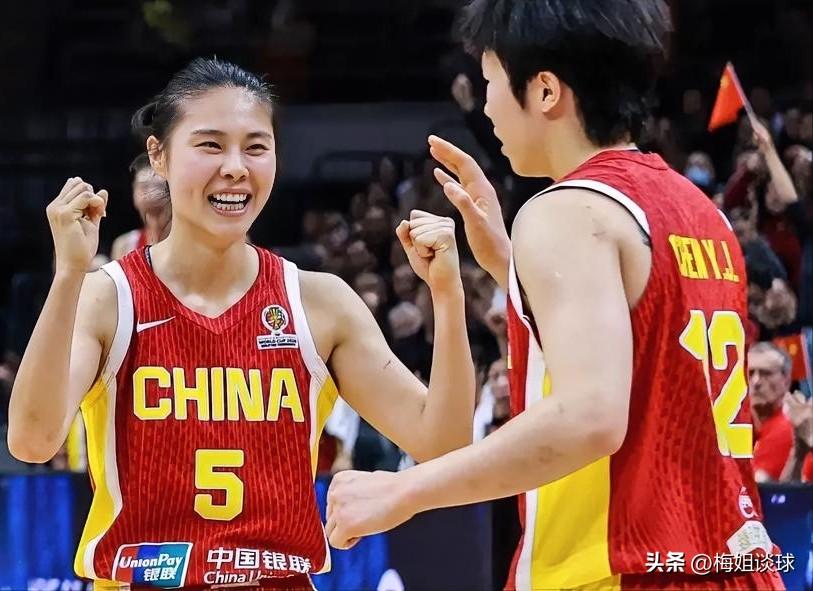 两连胜！中国女篮84：74战胜捷克icon，女篮球员得分排名一览：

01、王思