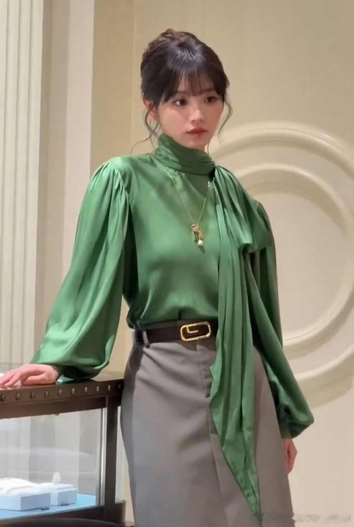 张凌赫田曦薇活动状态，不错不错，