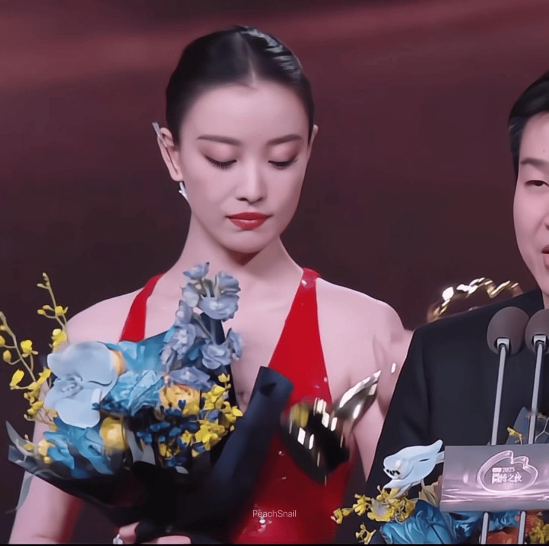 倪妮  晚～安～倪妮微博年度瞩目影人