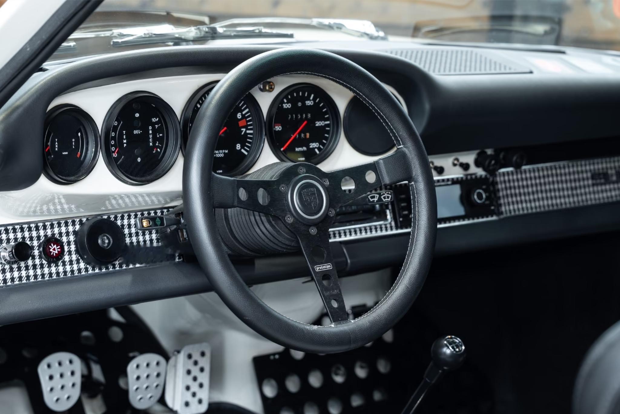 好车分享 1975 Porsche 911（901）Carrera 2.7 