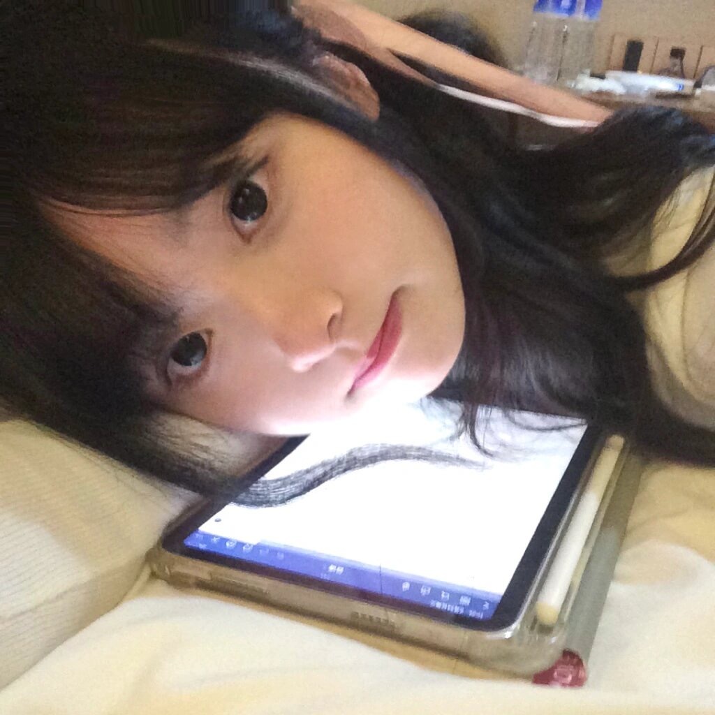 🥐☁️☁️•₊˚◌香菜公主 ​​​