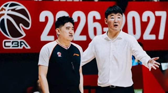 深圳客负北京58分，回主场输北控33分，顾全真不行，贺希宁再拉胯