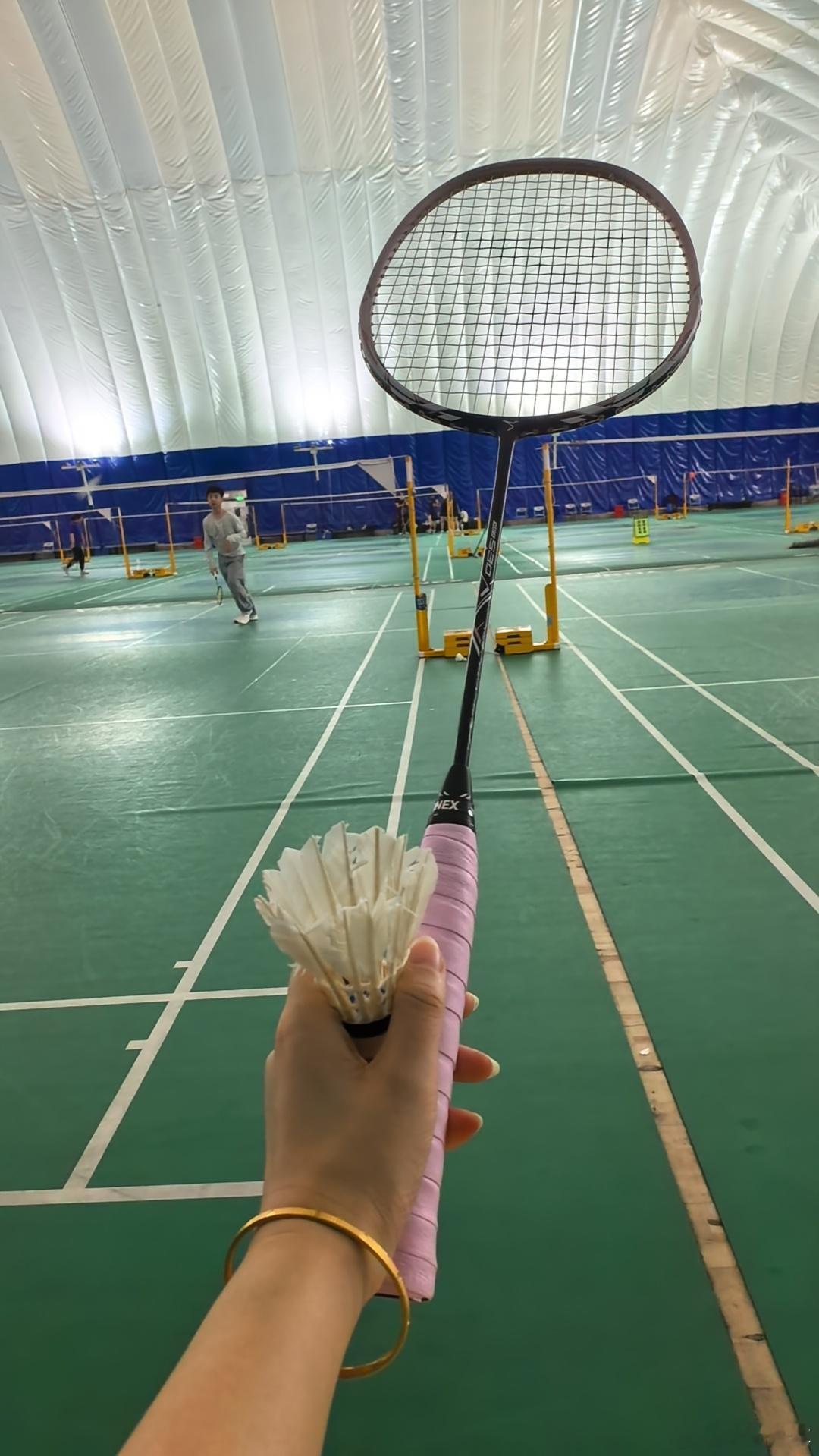 今天羽毛球直接打了两场晚上吃三盘子牛肉不过份吧