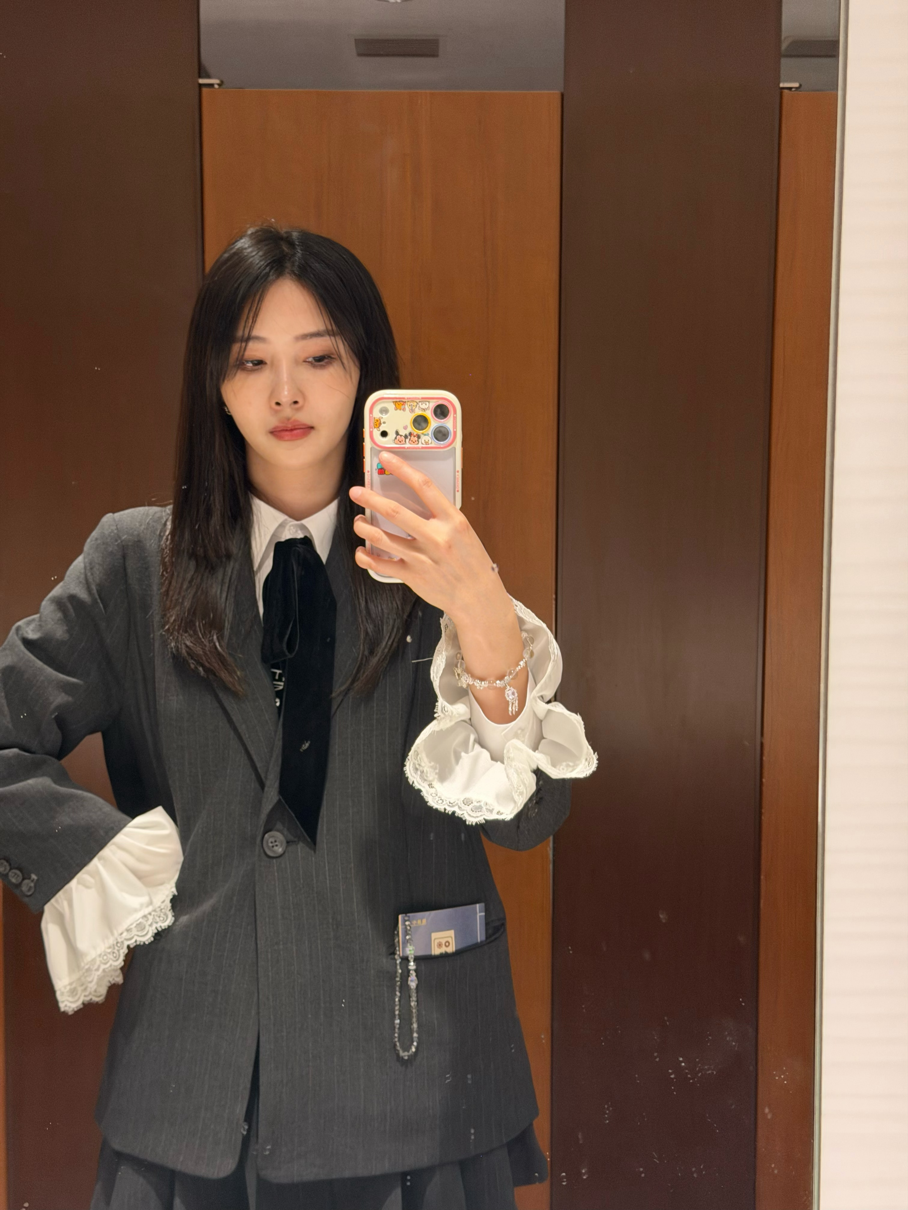 周五好！你们要的 live 图终于凑够～