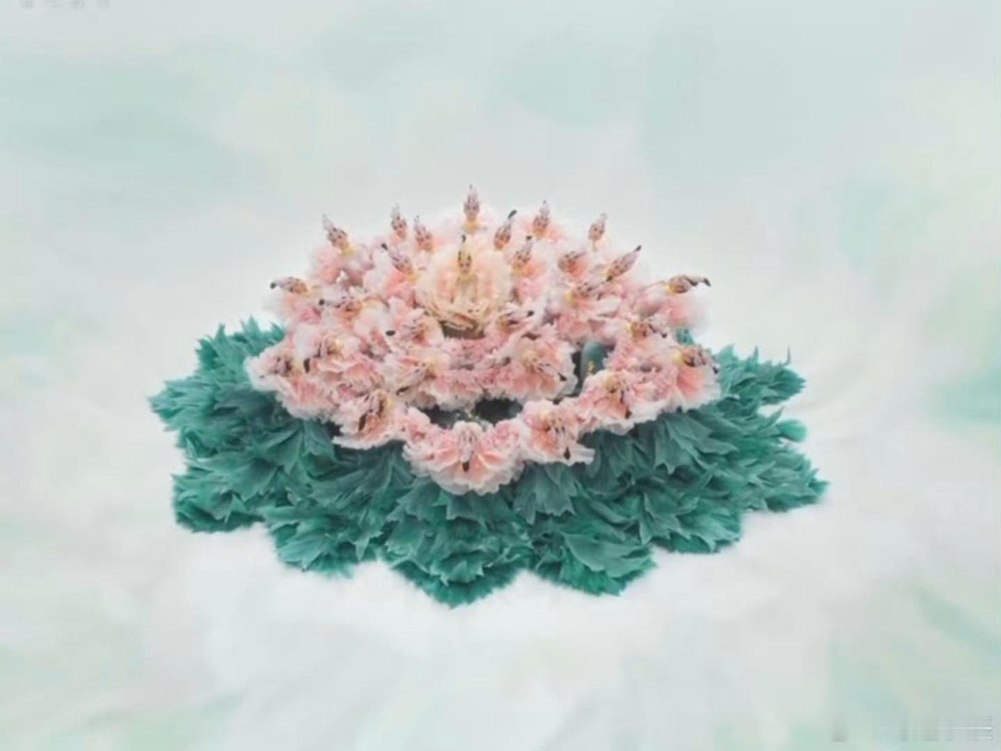 佟丽娅宫灯一开年味就来了佟丽娅练舞完全是黑天鹅级别的佟丽娅神女舞姿佟丽娅练舞状态