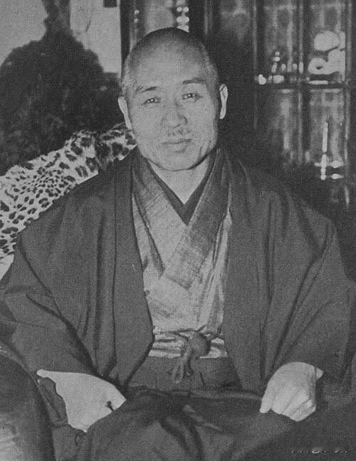 九一八事变，日本关东军1931年9月18日突袭沈阳的军事行动，是以武力占领满洲的