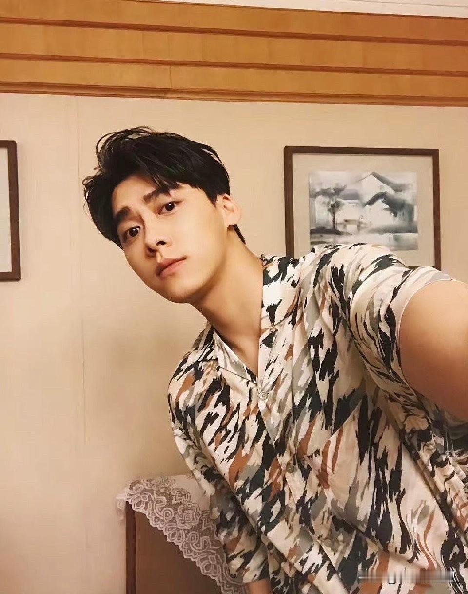 重要的事情说三遍
坚决抵制李易峰
坚决抵制李易峰
坚决抵制李易峰
没想到再次听到