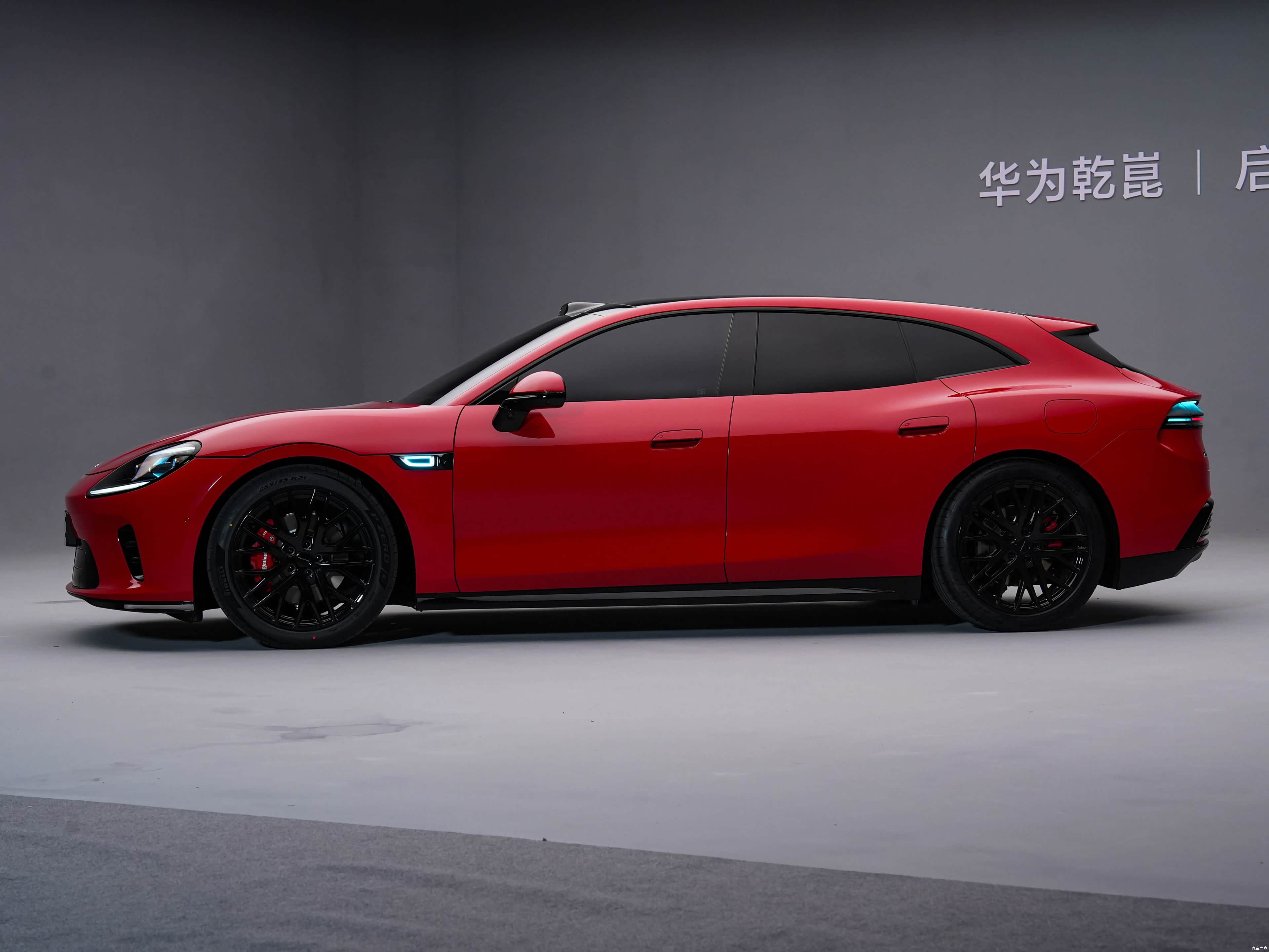 启境G7亮相并开启小订...1：999元订金可享4大权益，将于北京车展正式发布.