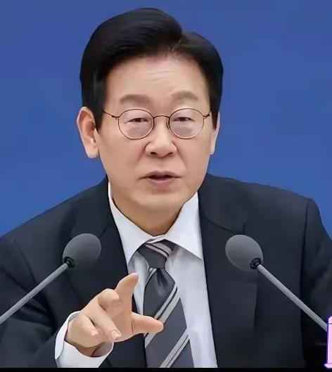 不止台湾是中国的，李在明最近在韩国教育会议上的一句“自嘲”，意外捅破了一层窗户纸