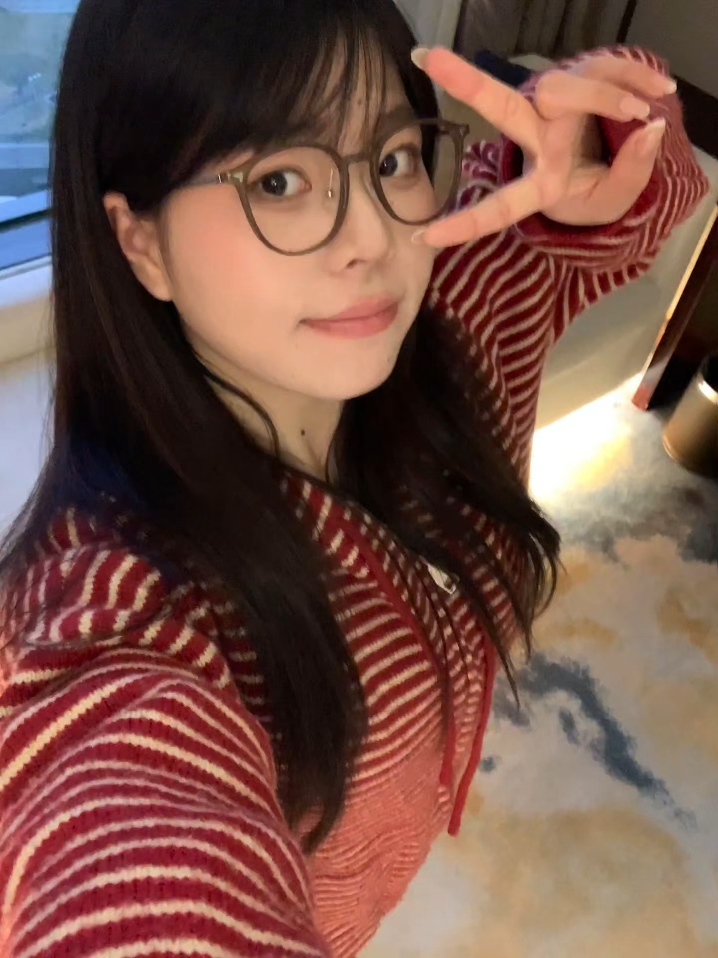 建议洗澡时不要总弯腰洗头我喜欢洗头洗澡一起，要是懒了就去洗发店洗个顺便修下刘海