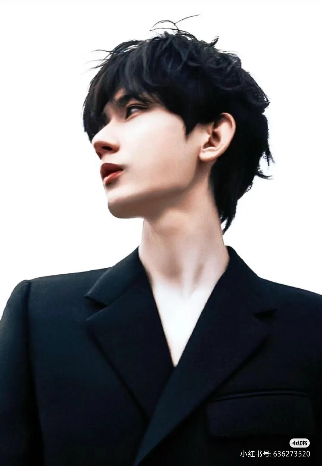 #评论区晒图挑战赛# 
1.成毅是通过《莲花楼》让资源再上一级的，现在也是顶流第