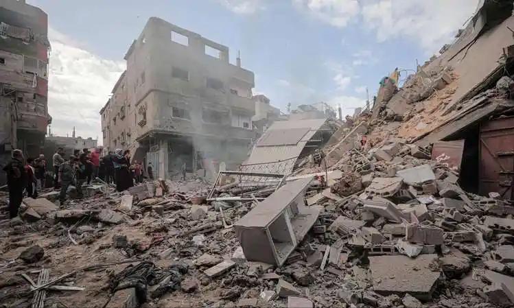 伊朗被打成这样，只能说明一件事情。如今这世道，真正让美国害怕的国家只有两个：中国