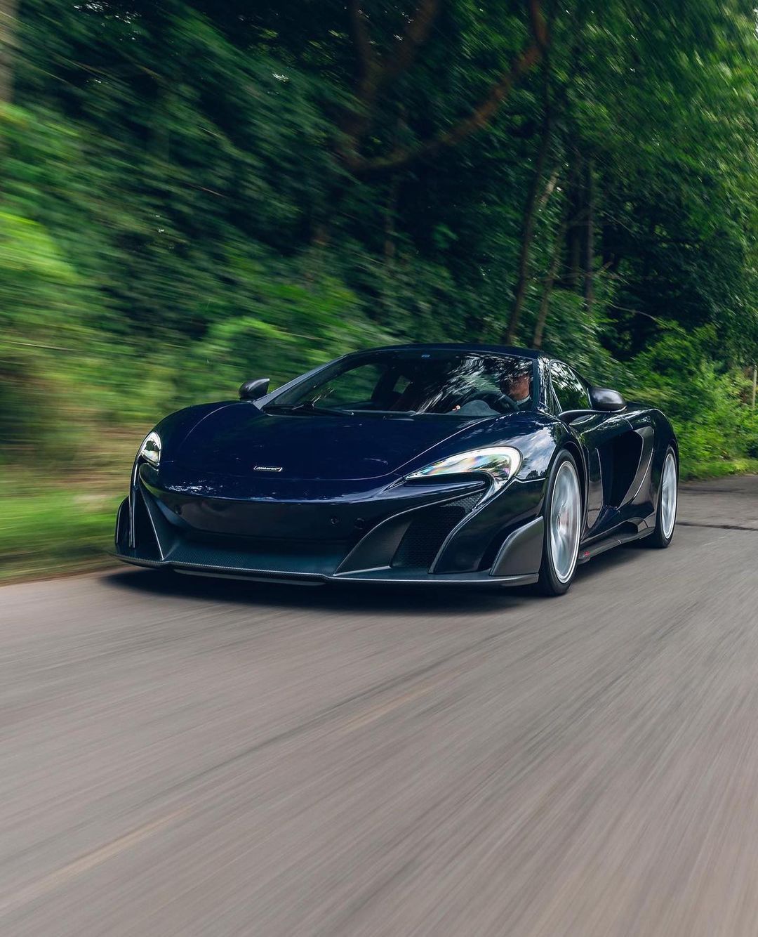 迈凯伦 675LT ​​​