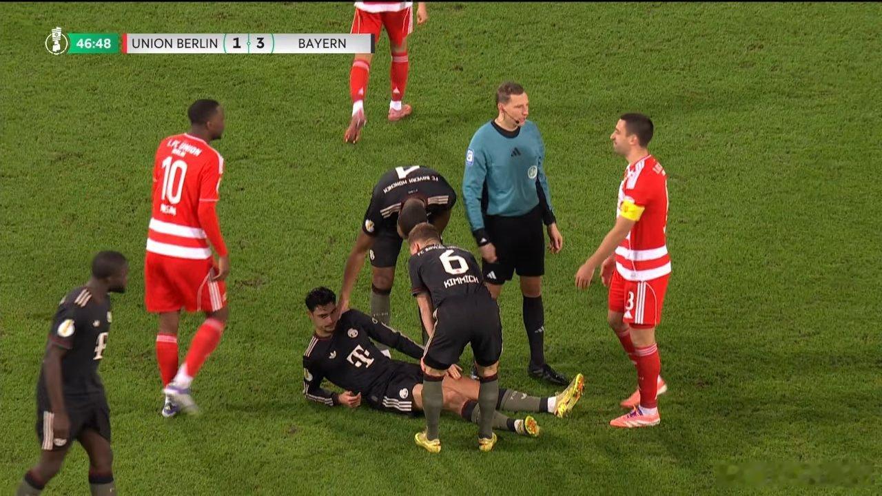 🎙️馬克斯·埃貝爾談帕夫洛維奇的傷情：“我希望傷勢不嚴重，但目前還無法確定診斷