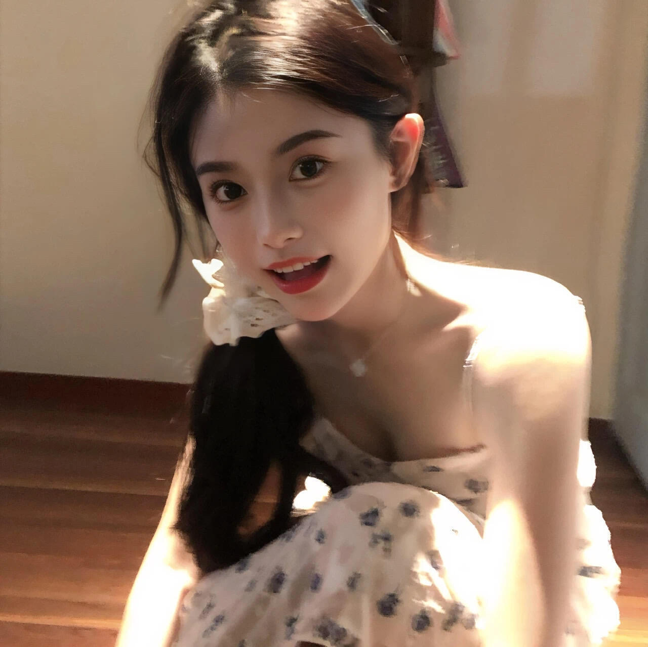 WeChat ｜氛围感女生头像 