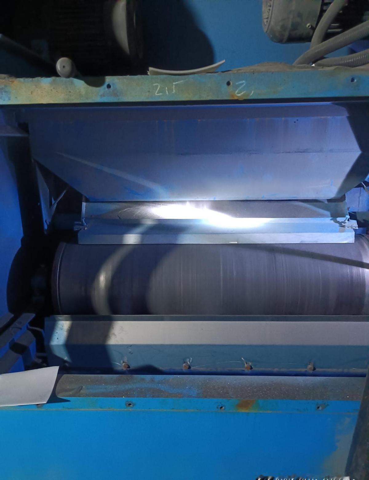 设备在楼下好好的，一搬楼上就不行了？
别瞎琢磨了，问题不在机器，是地不行。
楼上