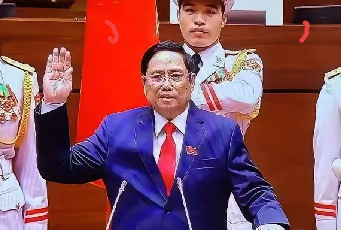 快讯！快讯！
越南突然宣布了

越南突然宣布对中国风电塔的反倾销终裁，大部分企业