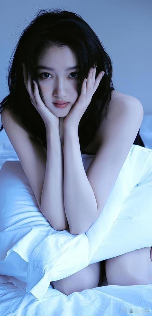 十位美女的照片和基本情况一下子都给我搬过来了，让我看花了眼。近日，邻居32岁的海