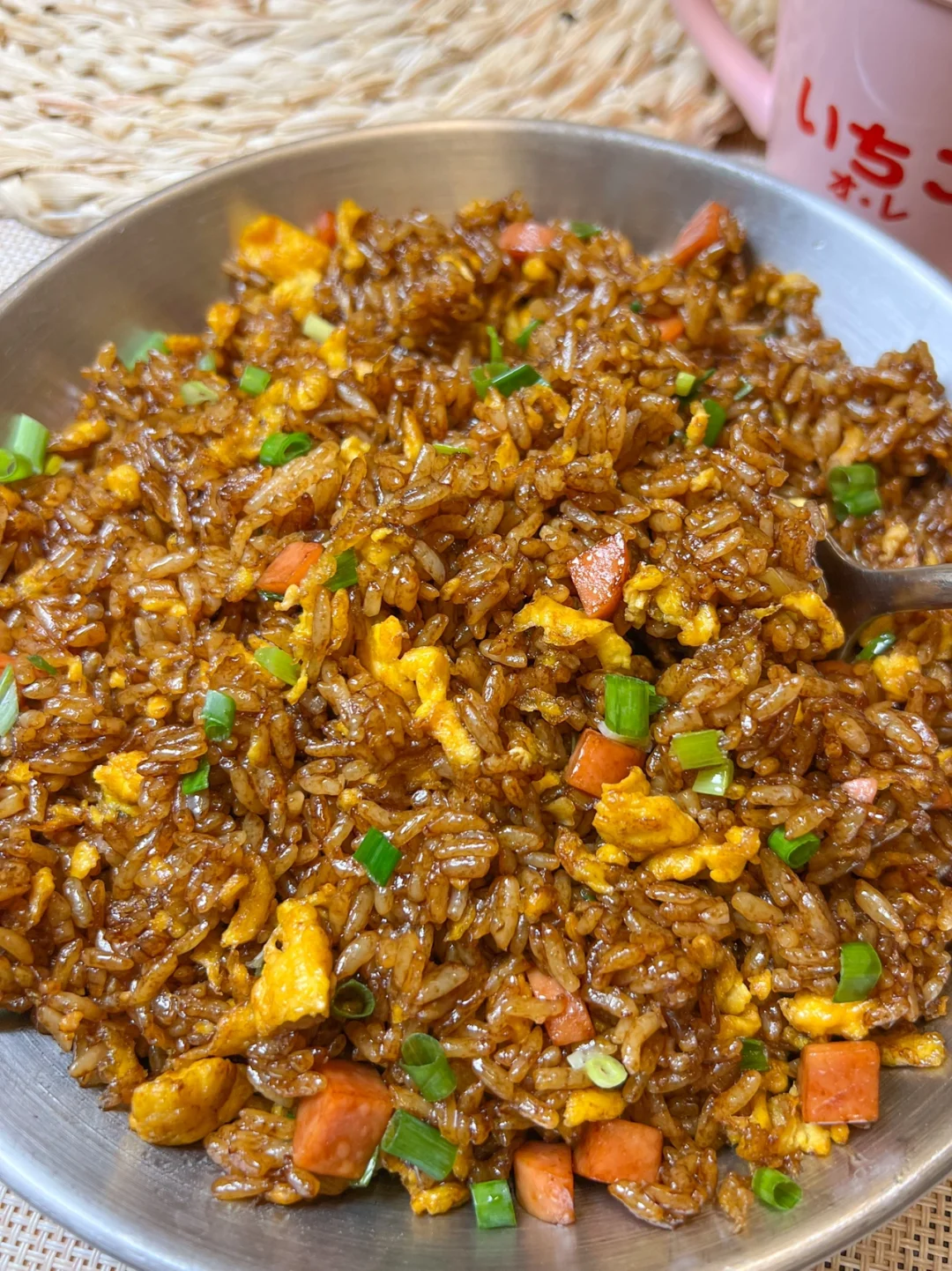 吃一口就忘不掉了...销魂酱油炒饭！！