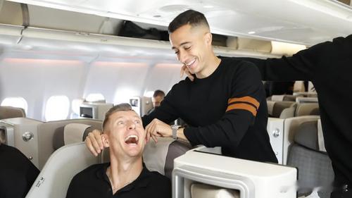 克罗斯：球员身份让我活得不像正常人，经常坐飞机却不会订票近日，前皇马球星克罗斯在