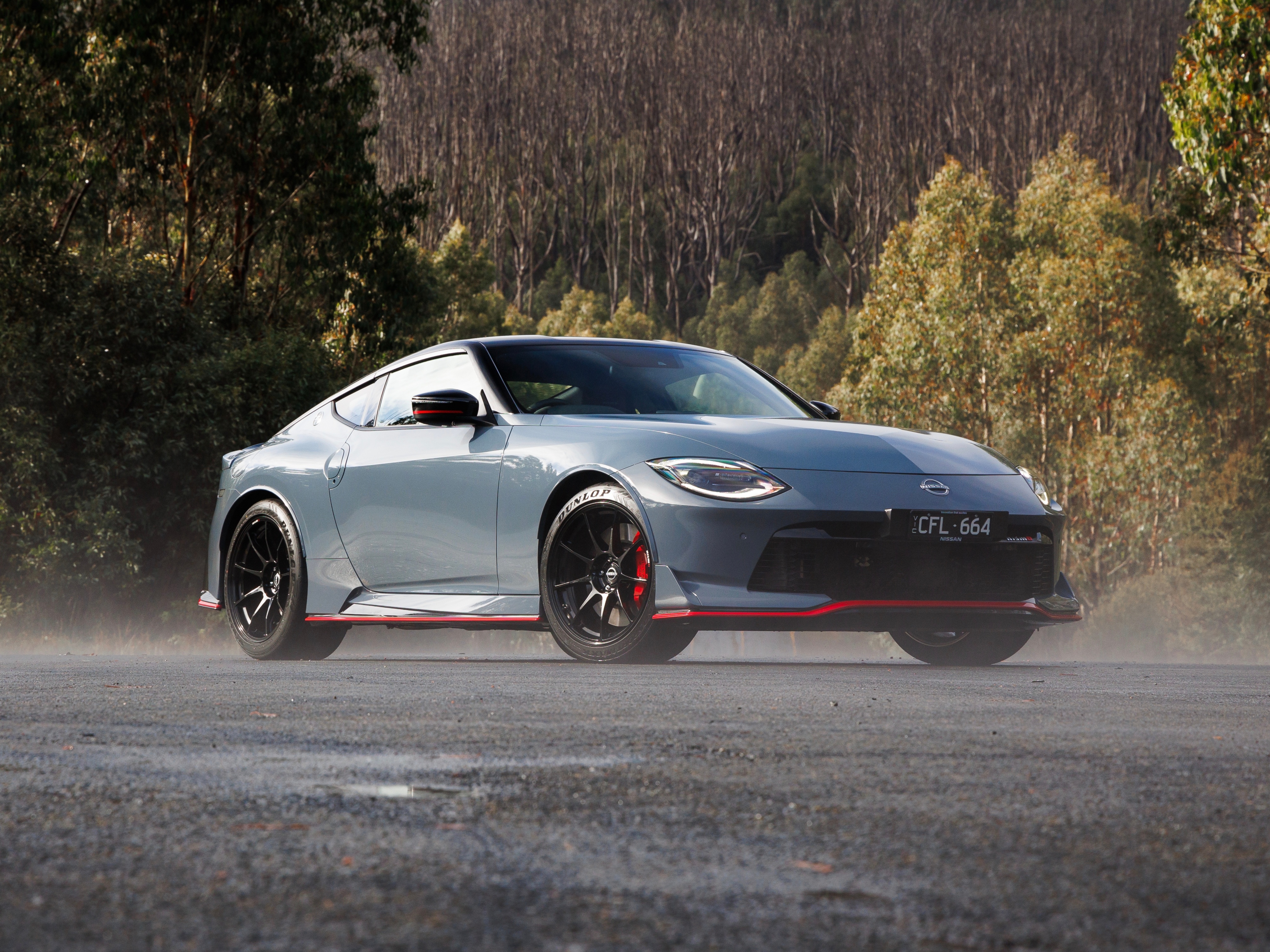 日产明年官方引进Z Nismo不过对于新款Z来说，我觉得Nismo版本不好看了，