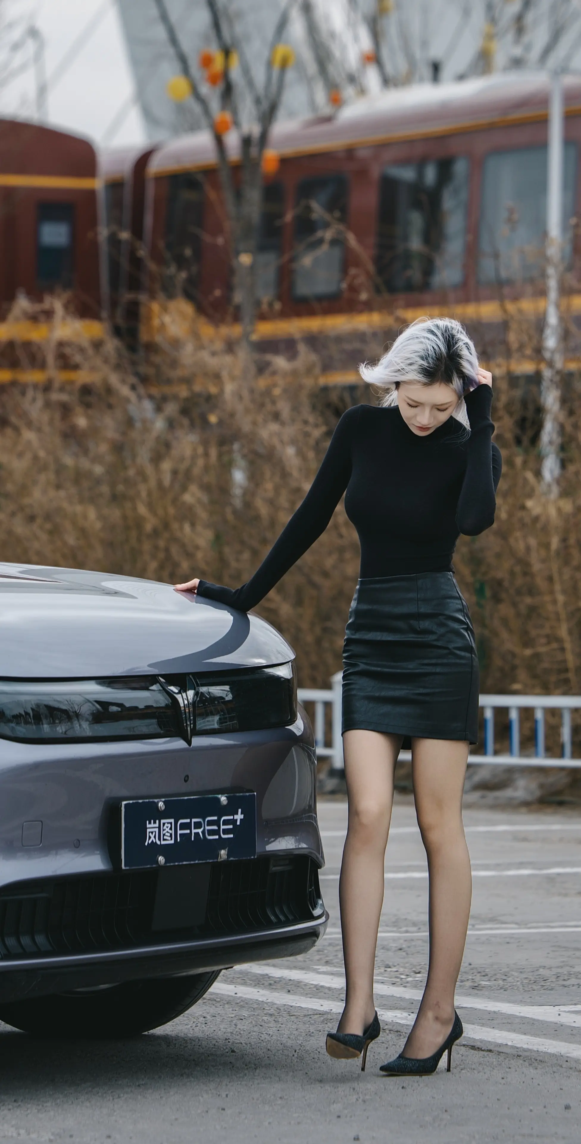 时间怎么会等人呢 等你的是我