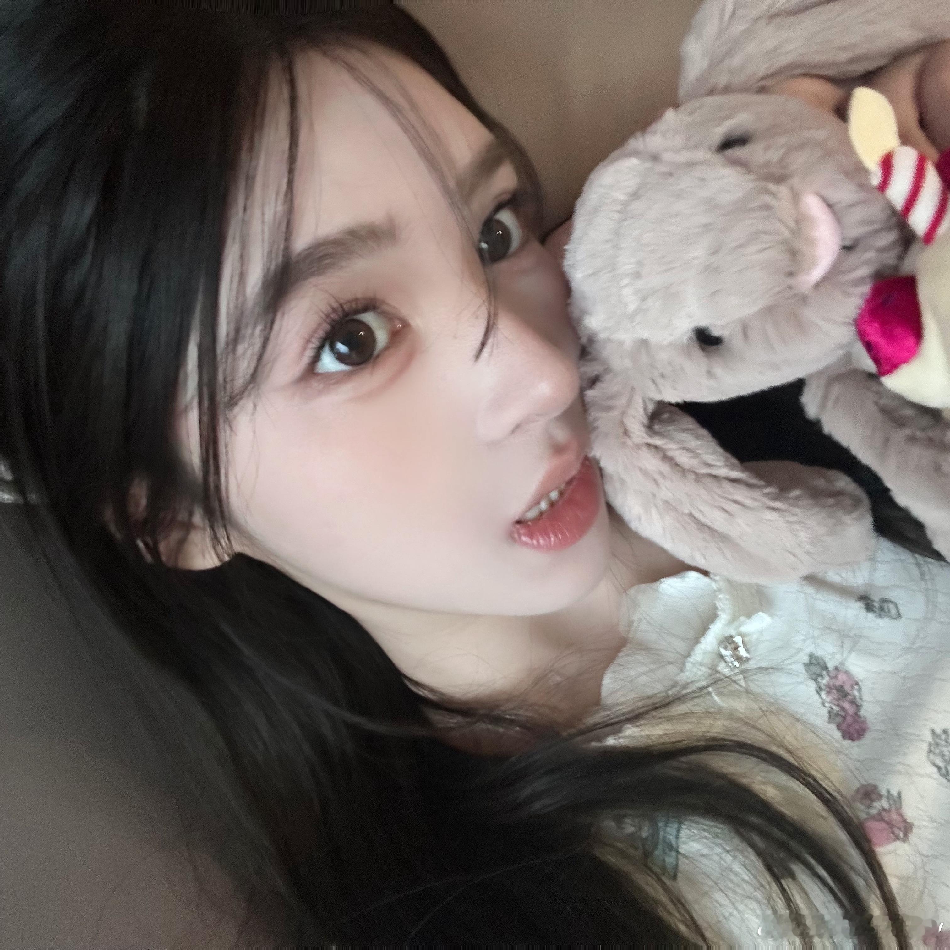 是谁叫我更新！！那请给我点赞！！[爱你][爱你][爱你] ​​​