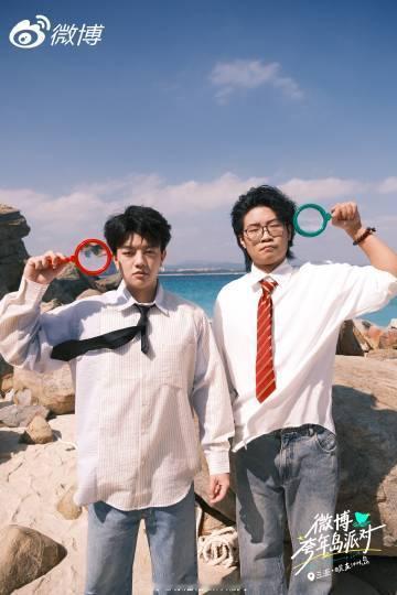 漫才兄弟首谈在王一博后面演出感受 徐浩伦的幽默感真是刻在DNA里，聊接场郭富城王