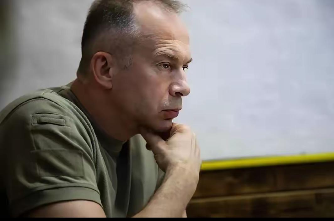 乌军总司令希尔斯基公布了俄罗斯一些武器装备采购订单的数据。“到2025年底，俄罗