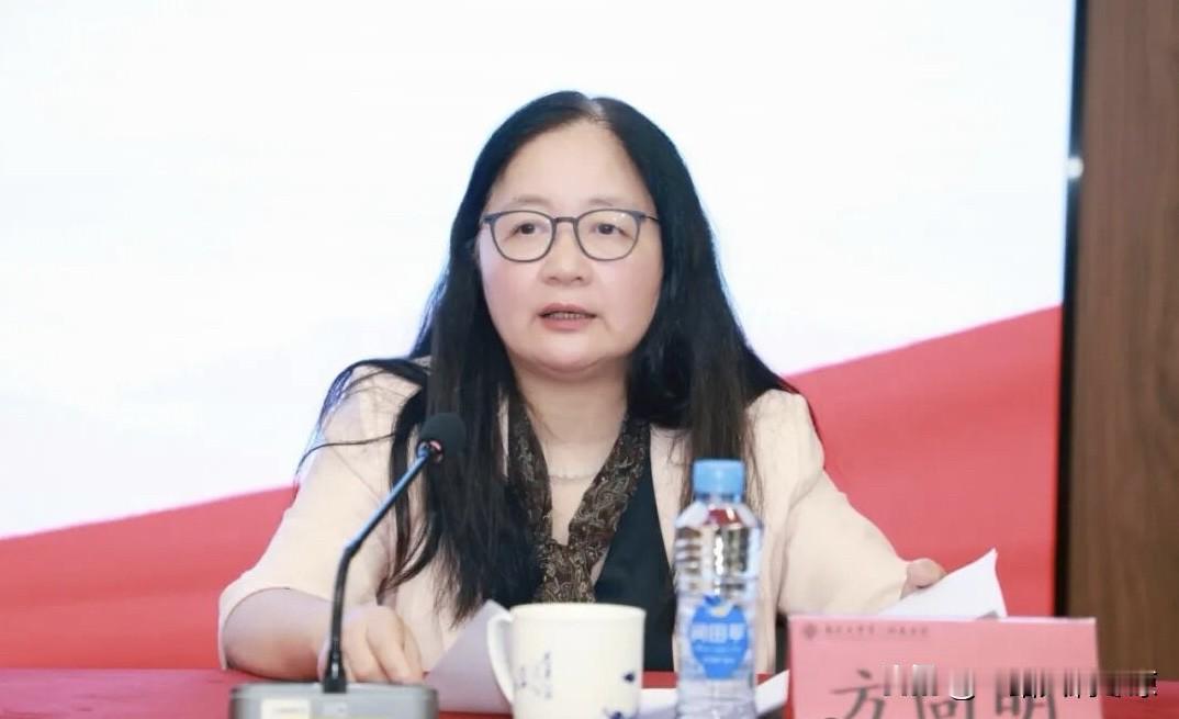 浙大院士候选人方向明任南昌大学二附院院长。
浙江大学院士候选人、麻醉领域顶尖学者