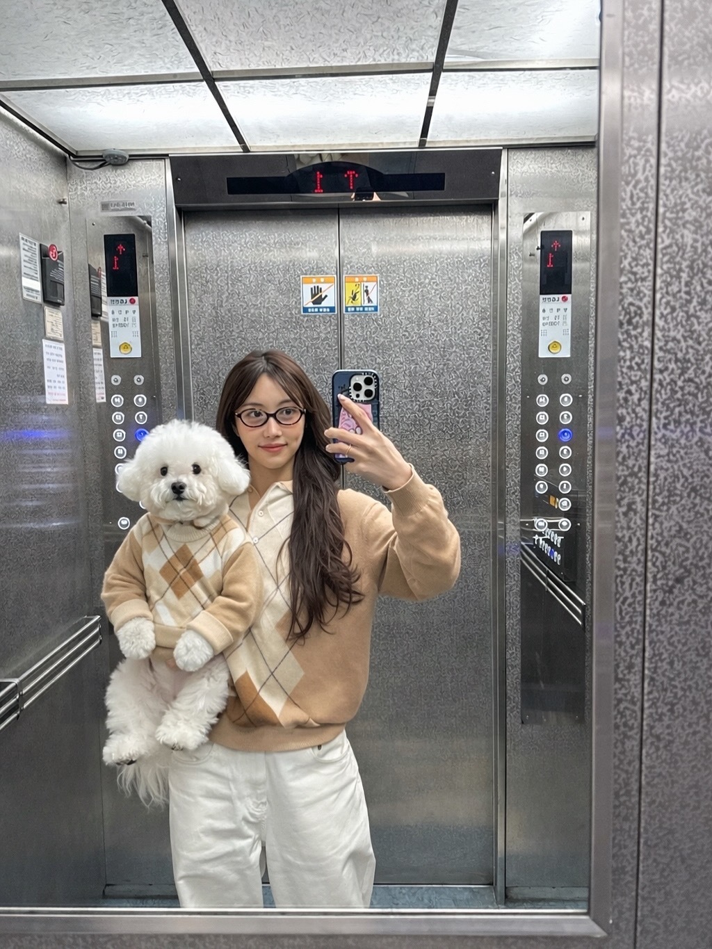 coco和她小狗的穿搭好可爱 