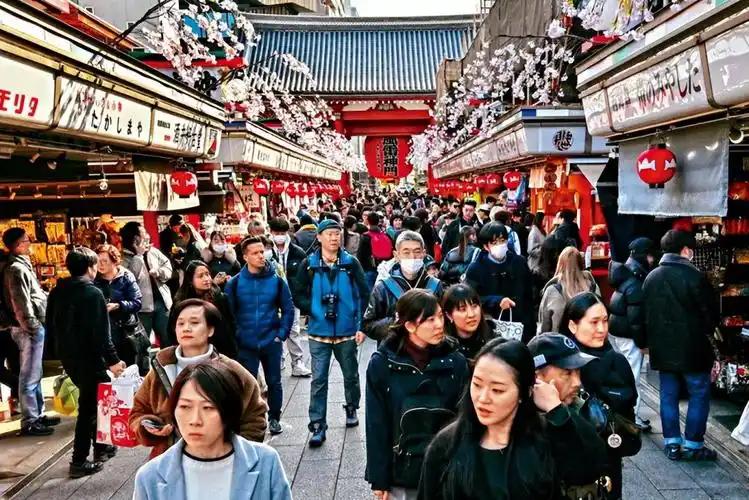 赴日客流暴跌六成，日防务强硬难掩焦虑，中方一步点明核心逻辑

日本国家旅游局公开