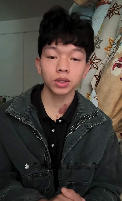 吃相难看！小小徐火上官媒不到24小时，恶心的事发生，还不止一件